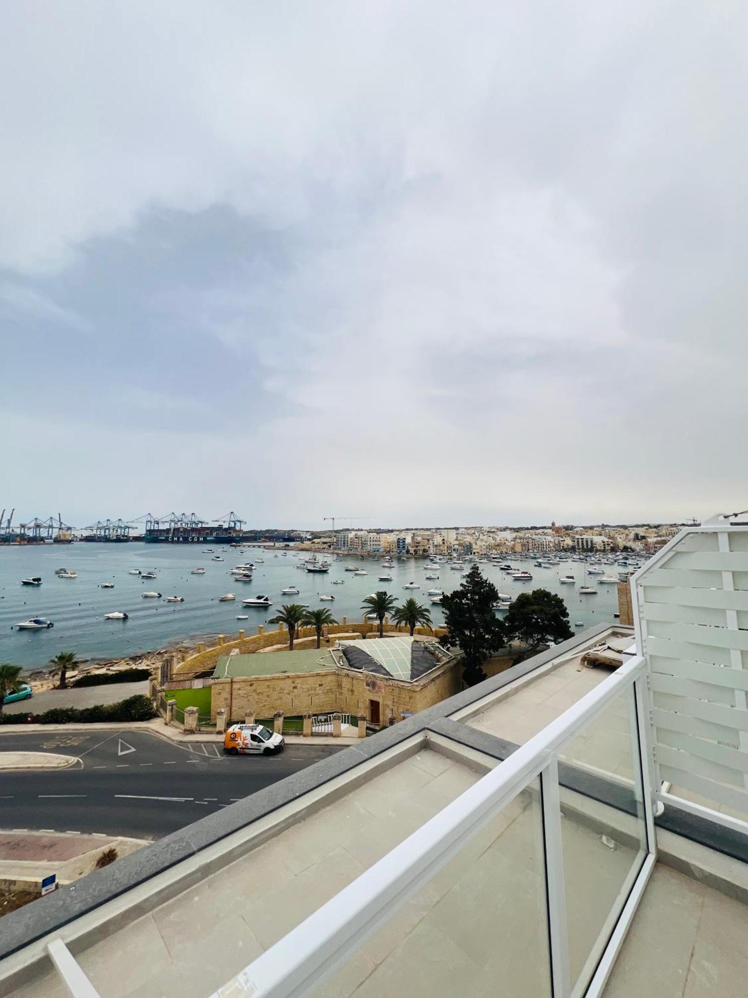 South32 Hotel Birżebbuġa Exteriör bild